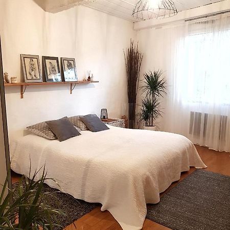 Chambre D Hotes "Lilimyna" Avec Petit Dejeuner Barjols Buitenkant foto