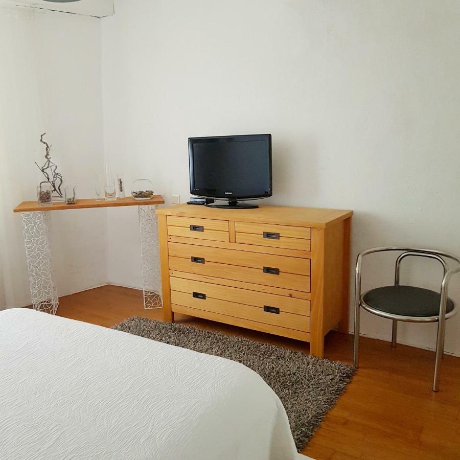 Chambre D Hotes "Lilimyna" Avec Petit Dejeuner Barjols Buitenkant foto
